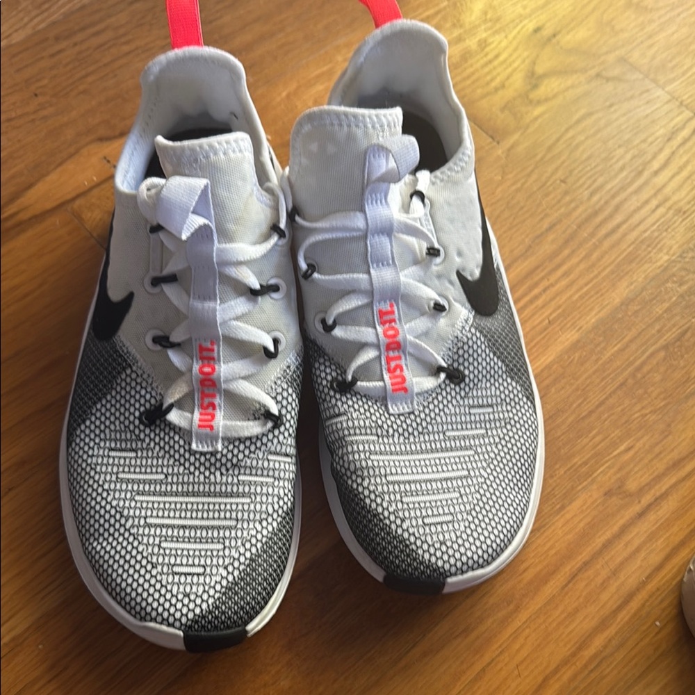 Nike Kids Black and White Sneakers